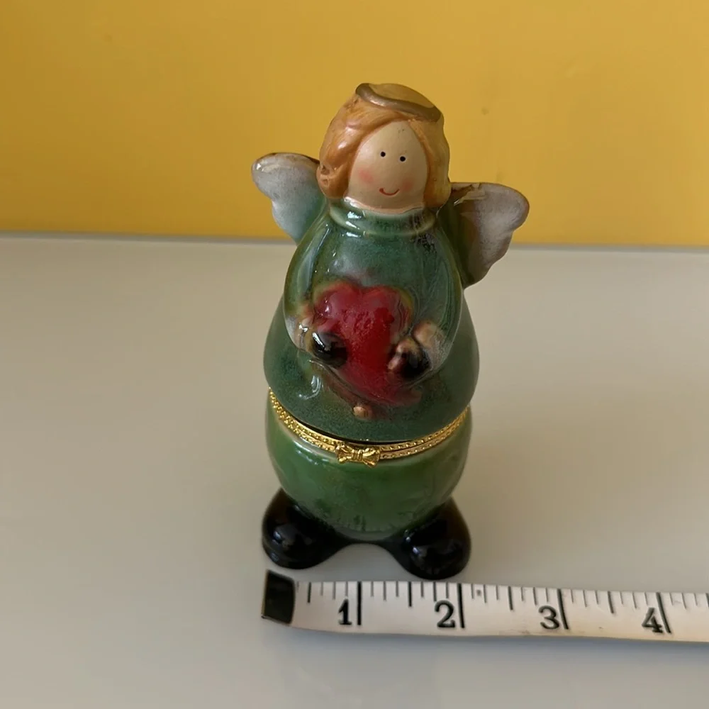 Greenbrier Intl Porcelain Christmas Angel w/Heart of Joy, Trinket Box Holder